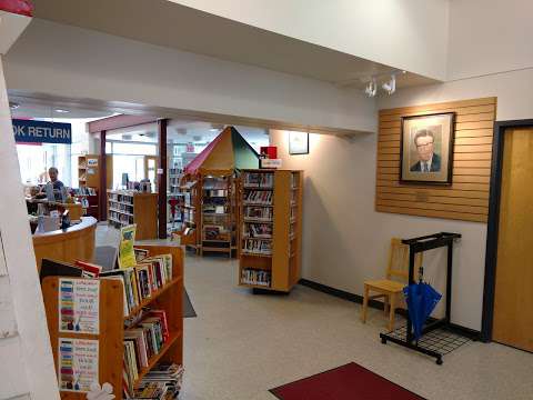 Bruce County Library - Wiarton Branch